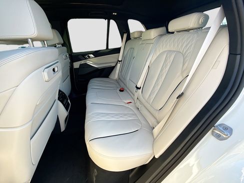 New 2026 BMW X5 xDrive50e w/ Executive Package image 22