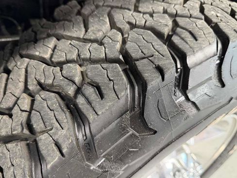 Used 2006 Dodge Ram 2500 Truck SLT w/ Quad Cab Big Horn Value Group image 3