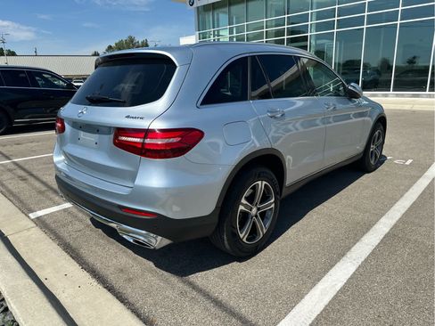 Used 2017 Mercedes-Benz GLC 300 4MATIC image 7