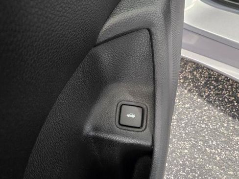 Used 2019 Honda Accord Sport image 31
