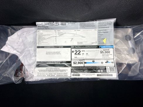 Used 2025 Porsche 718 Cayman RWD image 31