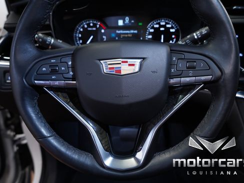 Used 2023 Cadillac XT6 Premium Luxury FWD image 34