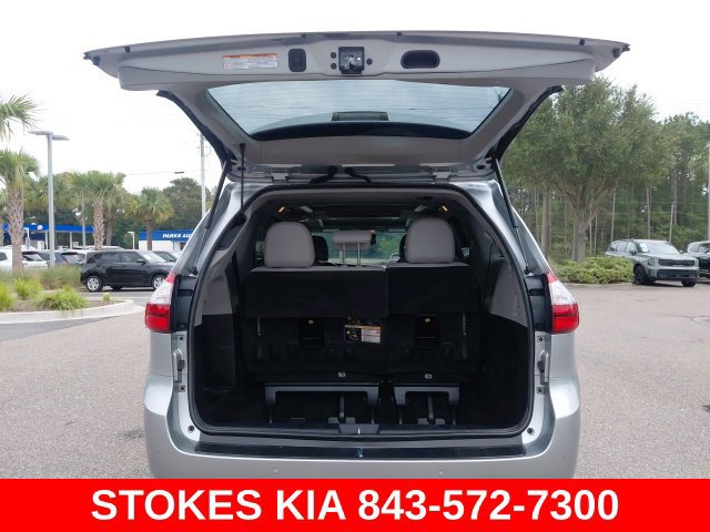 Used 2019 Toyota Sienna Limited Premium AWD/4WD image 29