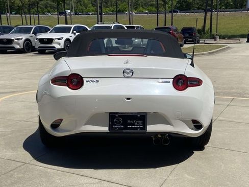 New 2026 MAZDA MX-5 Miata Club RWD image 2