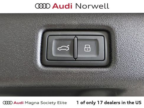 Used 2025 Audi Q5 Premium Plus AWD/4WD image 17