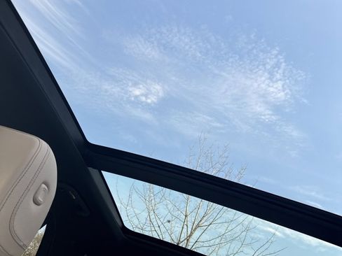 Used 2023 Mercedes-Benz GLE 350 image 7