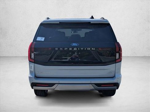 New 2025 Ford Expedition Max Platinum w/ Driver's Package image 7