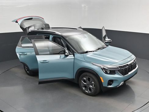 Certified 2024 Kia Seltos S FWD image 19