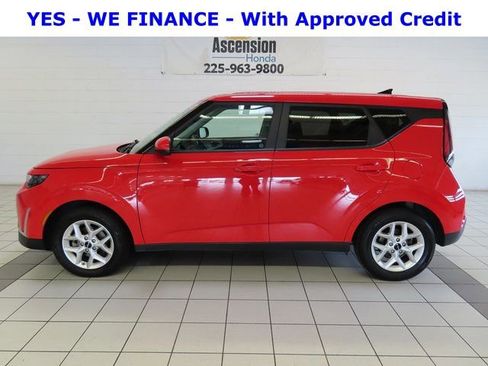 Used 2024 Kia Soul LX w/ Option Group 015 image 3