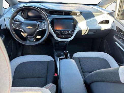 Used 2017 Chevrolet Bolt LT FWD image 10