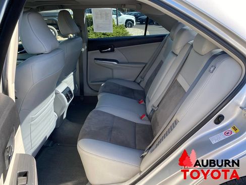Used 2013 Toyota Camry XLE w/ Leather Pkg FWD image 21