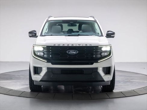 New 2026 Ford Expedition Max Active AWD/4WD image 8
