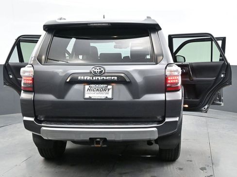 Used 2021 Toyota 4Runner TRD Off-Road Premium w/ Moonroof Package AWD/4WD image 42