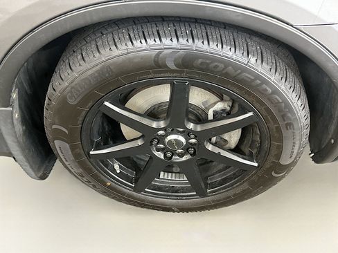 Used 2011 INFINITI EX35 Journey w/ Premium Pkg image 11