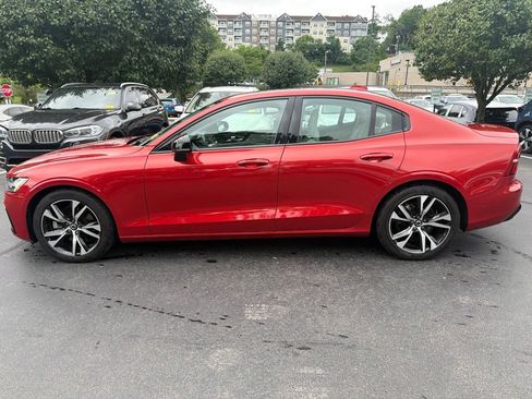 Used 2024 Volvo S60 B5 Plus AWD/4WD image 3