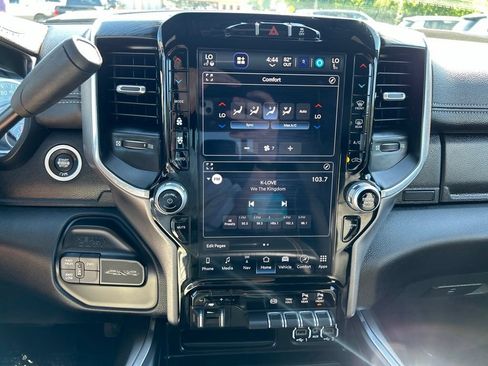 Used 2024 RAM 3500 Laramie w/ Night Edition AWD/4WD image 15