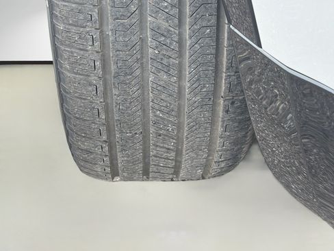 New 2026 Land Rover Defender 110 X-Dynamic SE AWD/4WD image 42