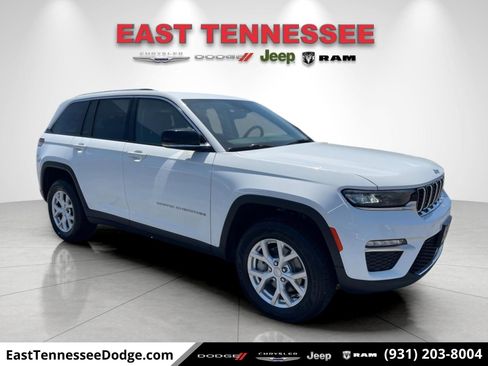 Used 2023 Jeep Grand Cherokee Limited AWD/4WD image 1