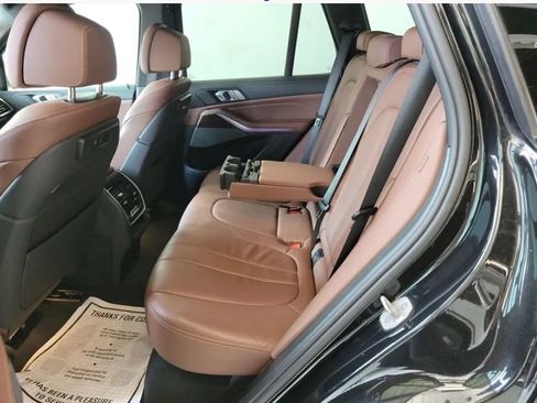 Used 2020 BMW X5 M50i w/ Premium Package AWD/4WD image 7