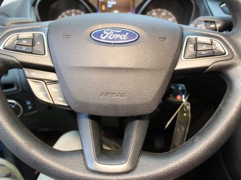 Used 2018 Ford Focus SE image 16