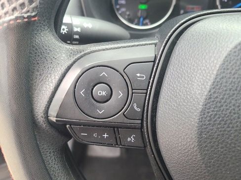 Used 2021 Toyota RAV4 LE w/ Carpet Mat Package (TMS) image 20