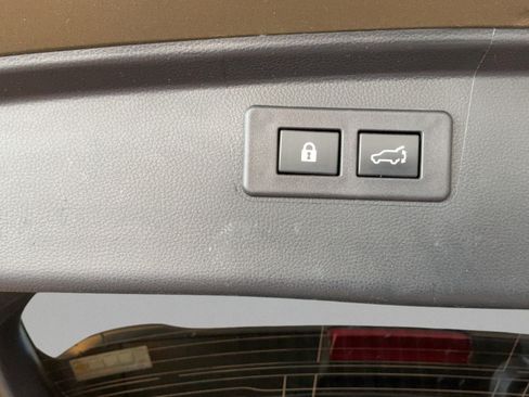 Used 2021 Subaru Outback Limited w/ Popular Package #2 AWD/4WD image 41