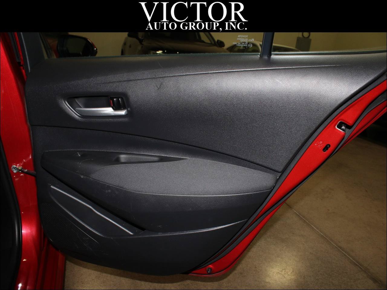 Used 2021 Toyota Corolla LE FWD image 27