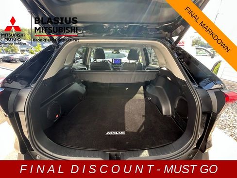 Used 2023 Toyota RAV4 Limited image 91