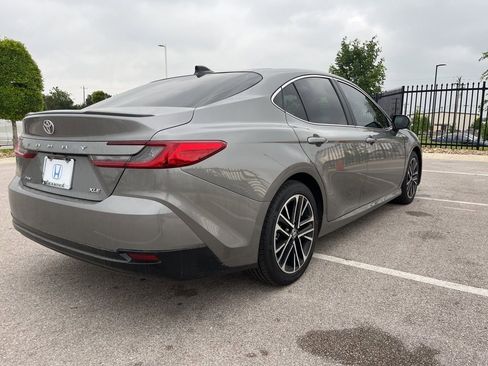 Used 2025 Toyota Camry XLE w/ Premium Package FWD image 4
