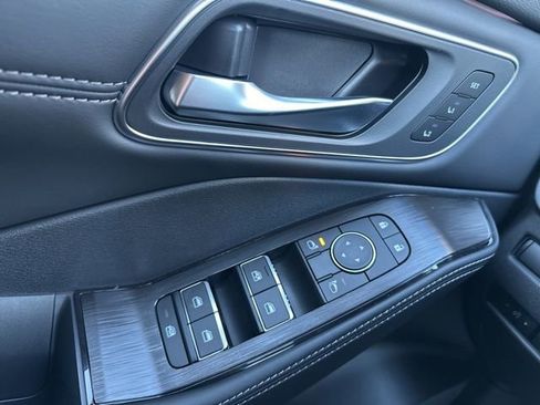 New 2026 Nissan Rogue Platinum w/ Platinum Premium Package image 15