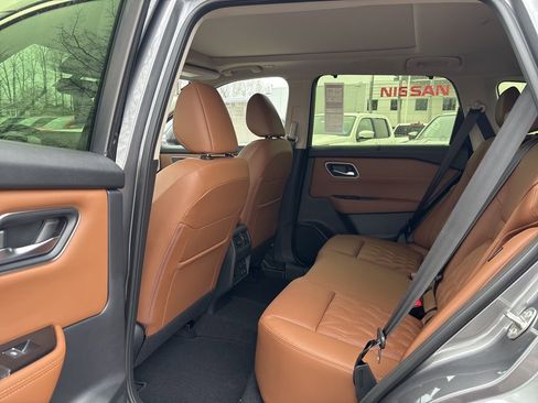 New 2026 Nissan Rogue Platinum w/ Platinum Premium Package image 15