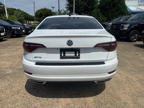 Used 2019 Volkswagen Jetta R-Line FWD image 6