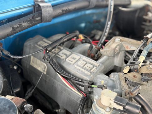 Used 1993 Ford F250 XLT image 7