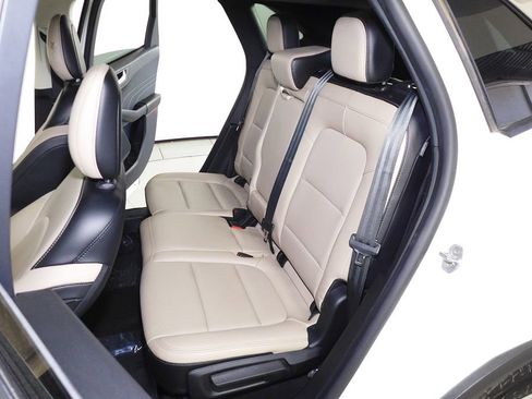 Used 2021 Ford Escape SEL image 21