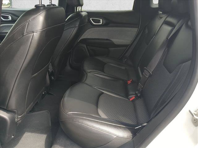 Used 2024 Jeep Compass Latitude AWD/4WD image 18