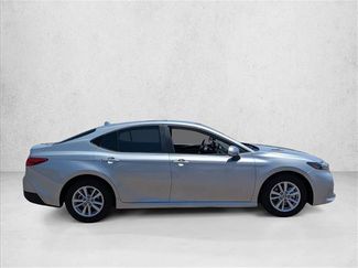 Used 2025 Toyota Camry LE FWD video 4