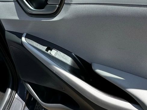 Used 2020 Hyundai Ioniq SEL FWD image 21