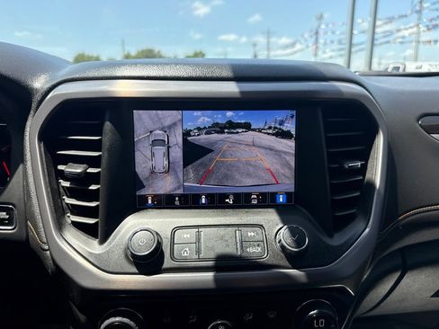 Used 2023 GMC Acadia AT4 w/ Technology Package AWD/4WD image 17