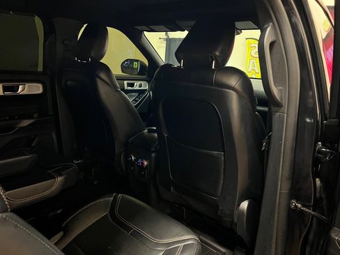 Used 2020 Ford Explorer ST w/ ST Street Pack image 37