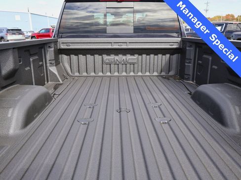 New 2025 GMC Sierra 3500 Denali Ultimate image 6