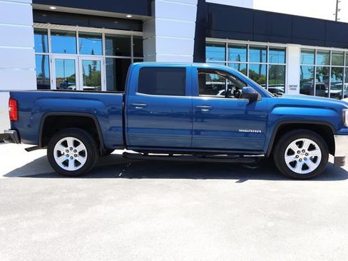 Used 2016 GMC Sierra 1500 SLE w/ SLE Value Package RWD image 10