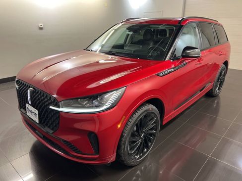 New 2026 Lincoln Aviator Reserve AWD/4WD image 3