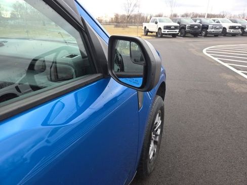 Certified 2022 Ford Maverick XLT image 6