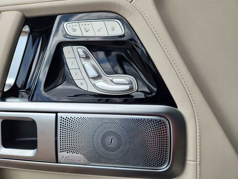 Used 2025 Mercedes-Benz G 550 image 30
