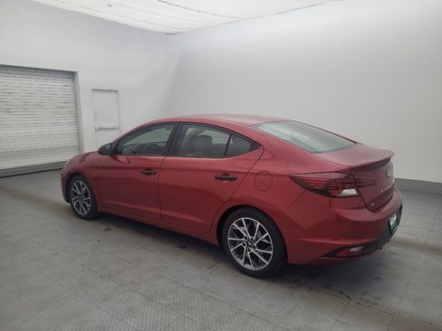 Used 2019 Hyundai Elantra SE FWD image 3