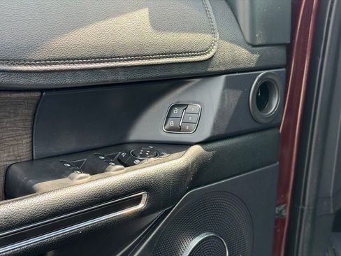 Used 2021 Ford Expedition Max Limited AWD/4WD image 5