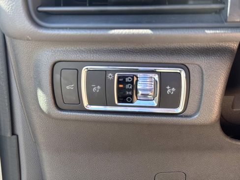 Used 2022 Lincoln Corsair FWD image 20