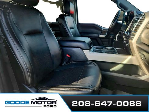 Used 2017 Ford F250 Lariat w/ Chrome Package image 24