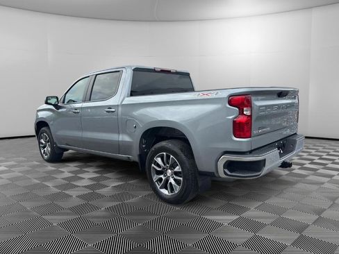 Used 2024 Chevrolet Silverado 1500 LT AWD/4WD image 3