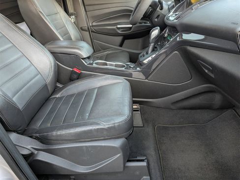 Used 2014 Ford Escape Titanium image 28